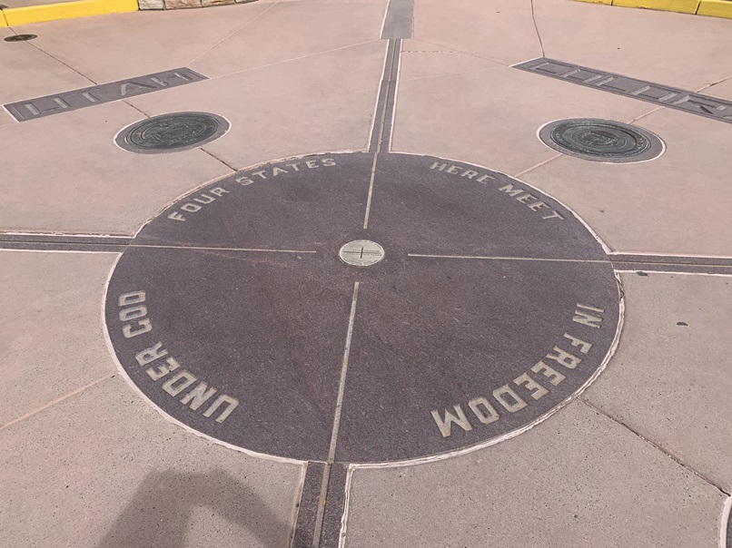 Four Corners Monument plaza
