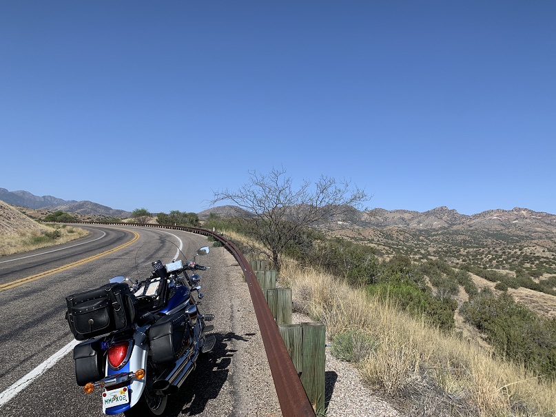 Along AZ-83